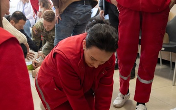 U.S. Army National Guard medics strengthen local clinic with lifesaving training