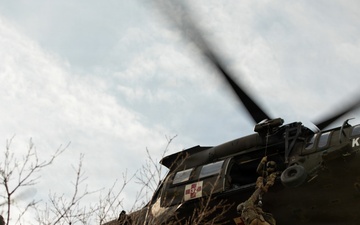 KFOR MEDEVAC team conducts hoist training