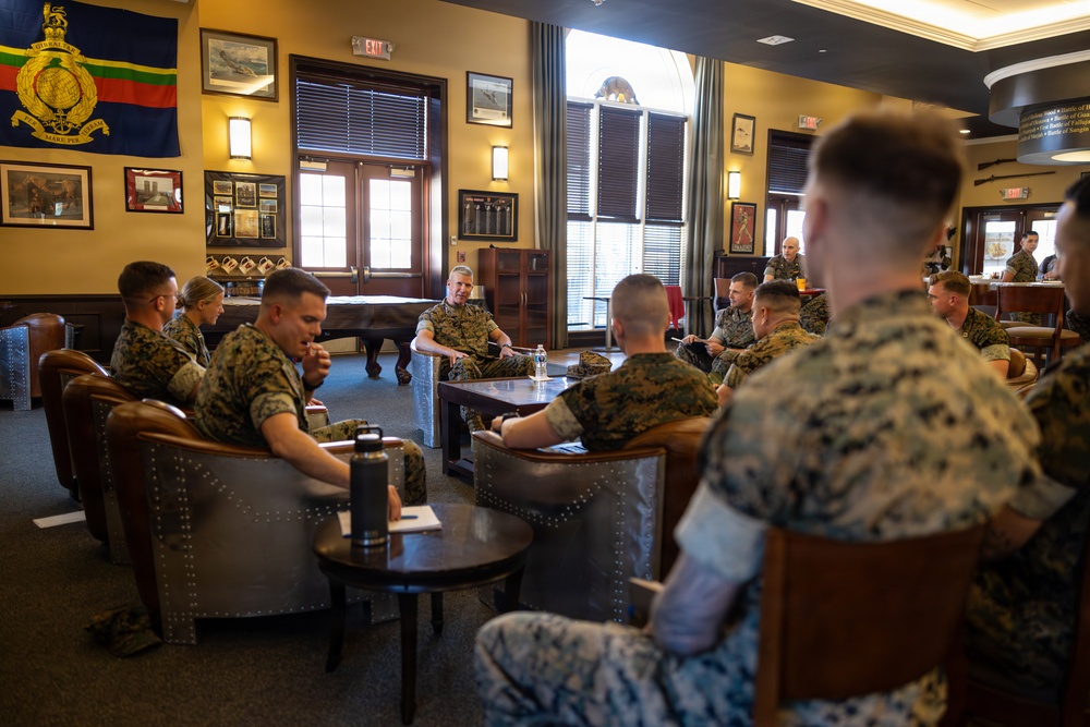 The Commandant, Gen. Eric M. Smith speaks to Warrant Officer Basic Course India Company