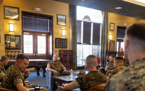 The Commandant, Gen. Eric M. Smith speaks to Warrant Officer Basic Course India Company