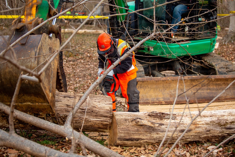 U.S. Army Corps of Engineers crews continue remediation activities at Potomac Interceptor Collapse Site