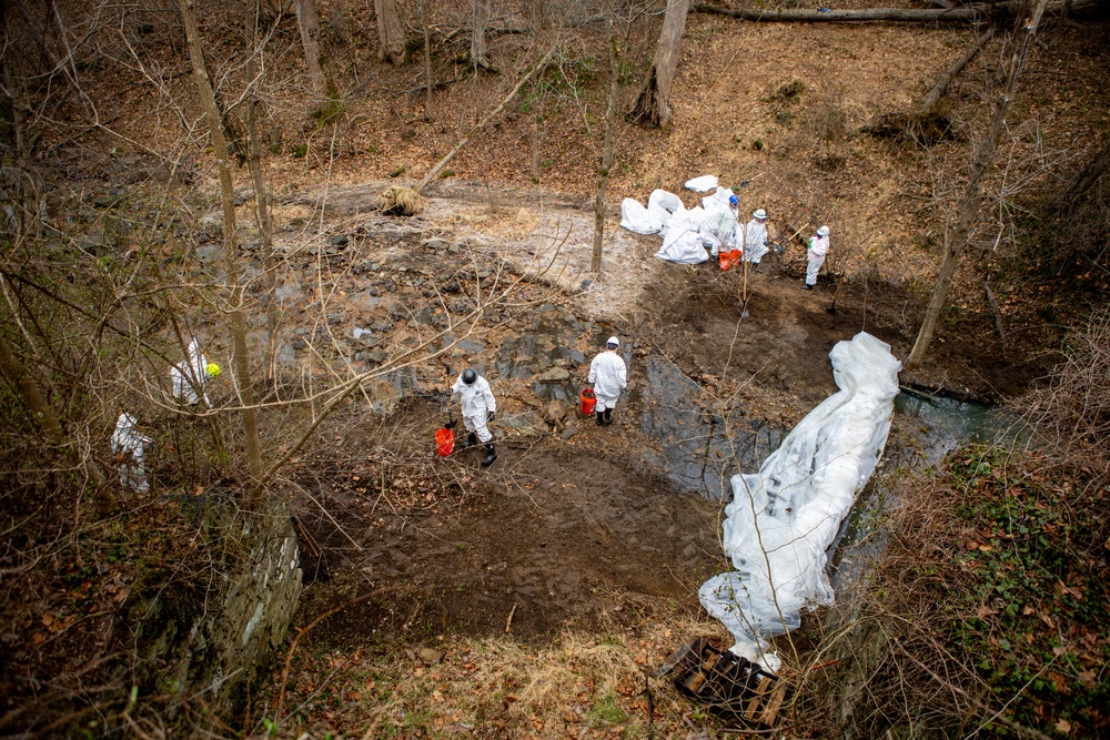 U.S. Army Corps of Engineers crews continue remediation activities at Potomac Interceptor Collapse Site
