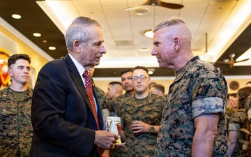 The Commandant, Gen. Eric M. Smith speaks to Warrant Officer Basic Course India Company