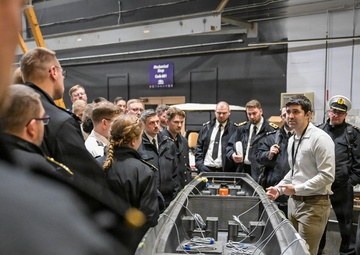 German Navy Officers Visit Carderock
