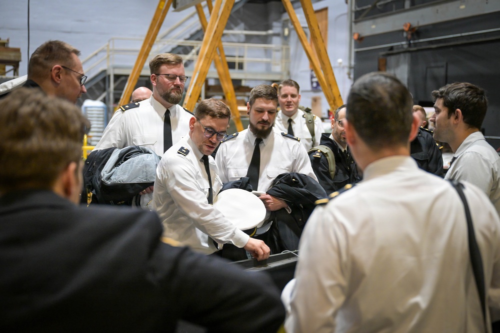 German Navy Officers Visit Carderock