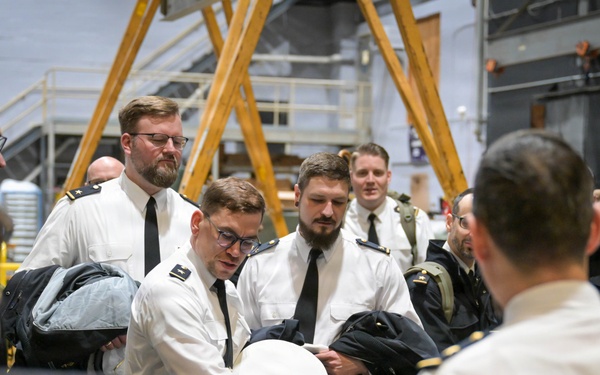 German Navy Officers Visit Carderock