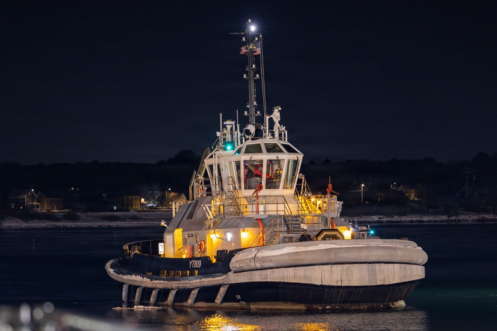 Undocking Crew for The USS North Dakota (SSN 784)