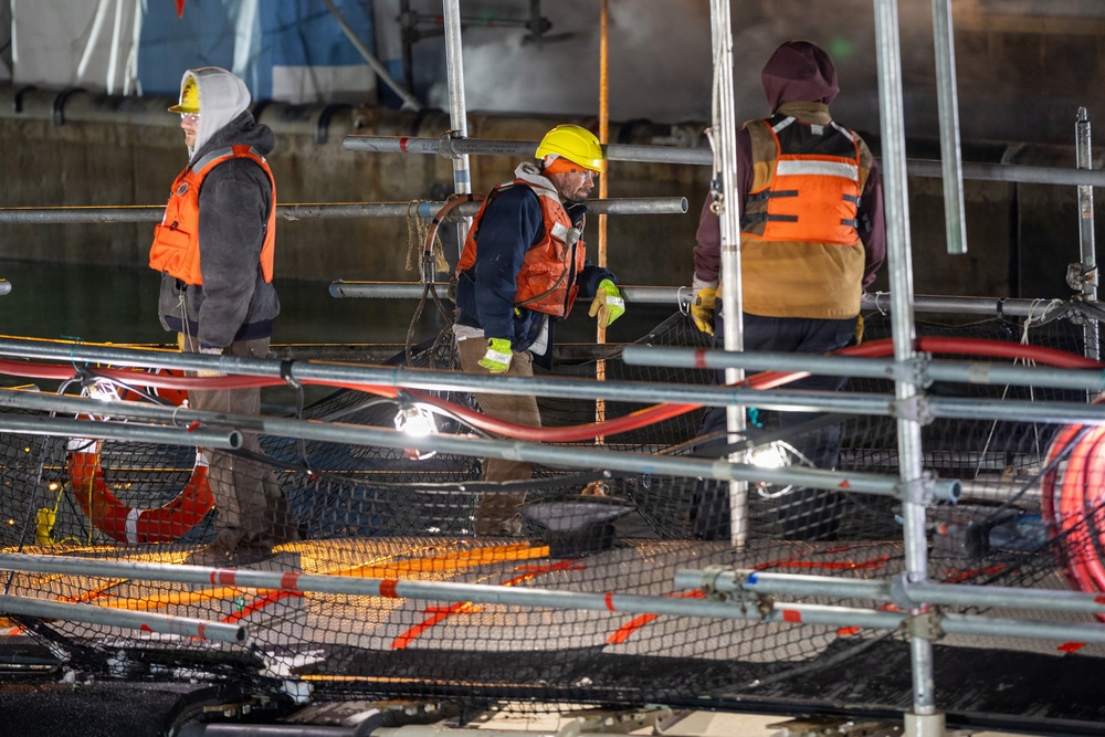 Undocking Crew for The USS North Dakota (SSN 784)