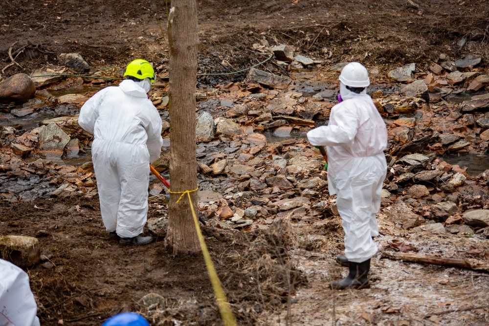 U.S. Army Corps of Engineers crews continue remediation activities at Potomac Interceptor Collapse Site