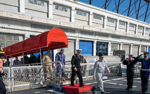 U.S. Naval War College visits Italian warship ITN Alpino