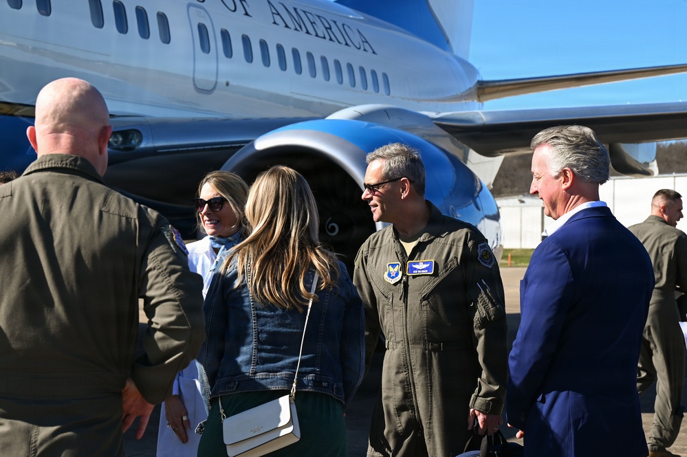 CSAF and CMSAF visit Ebbing ANGB