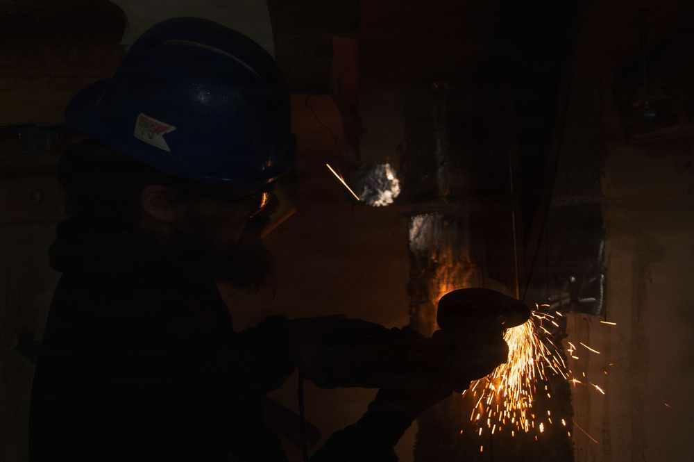 Ronald Reagan Contractors Conduct Maintenance