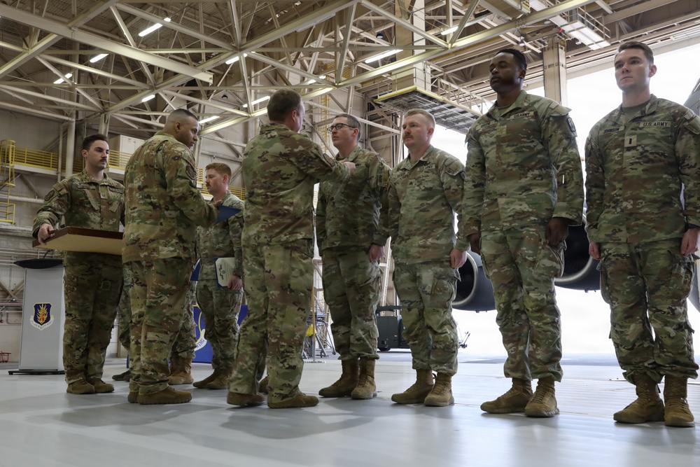 Soldiers, airmen exchange awards during ceremony