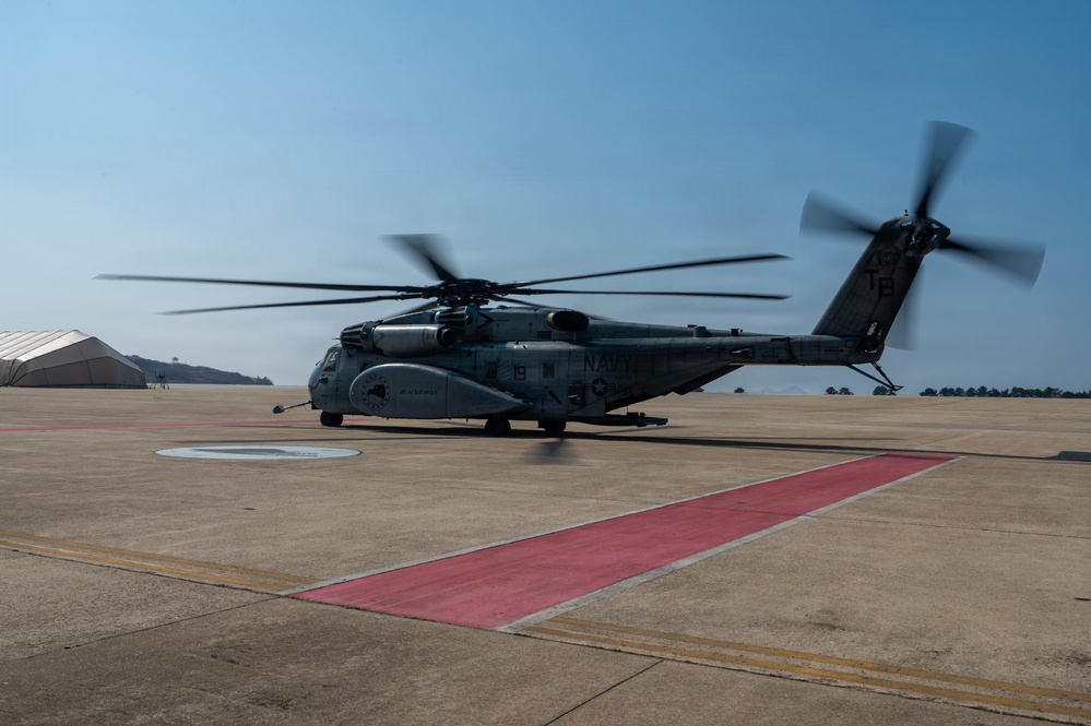 USAF, USN conduct medical evacuation training during FS26