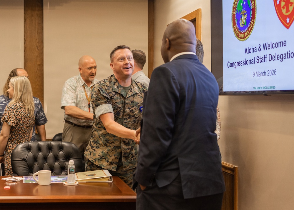 Congressional staff visit MARFORPAC