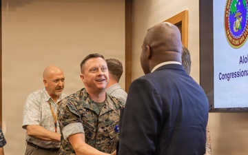 Congressional staff visit MARFORPAC