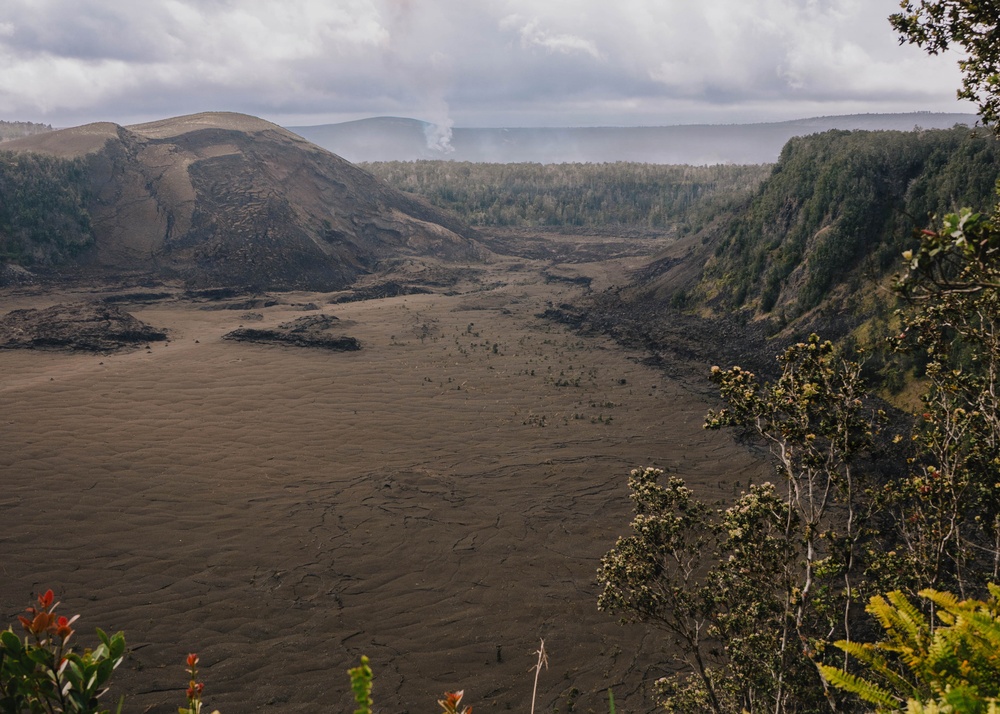 Sailors Attend Navy Week Event at Volcano National Park