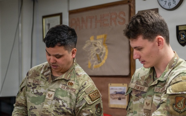 13th Fighter Generation Squadron Airmen continue F-35 arrival preparations