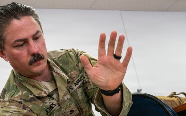 Army Reserve Soldiers revalidate combat medic skills in ad hoc course