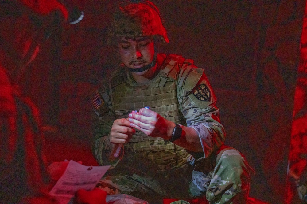 Army Reserve Soldiers revalidate combat medic skills in ad hoc course
