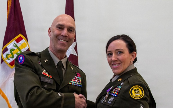 Army Reserve medic receives Purple Heart during retirement ceremony
