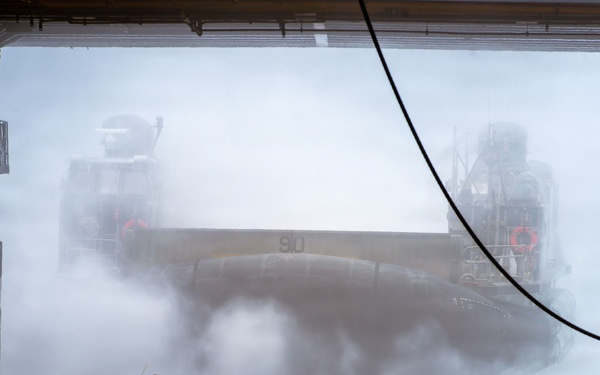 Task Force Ashland Conducts In-Stream Onload from Thailand