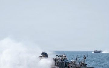 Task Force Ashland Conducts In-Stream Onload from Thailand