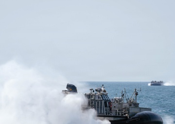 Task Force Ashland Conducts In-Stream Onload from Thailand