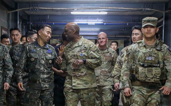 CFC Commander and ROK JCS Chairman Assess Combined Defense Posture at CP-TANGO During Freedom Shield 26
