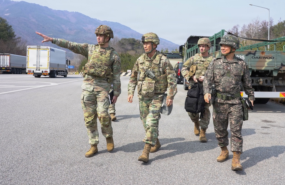 Commanding general observes combined sustainment operations