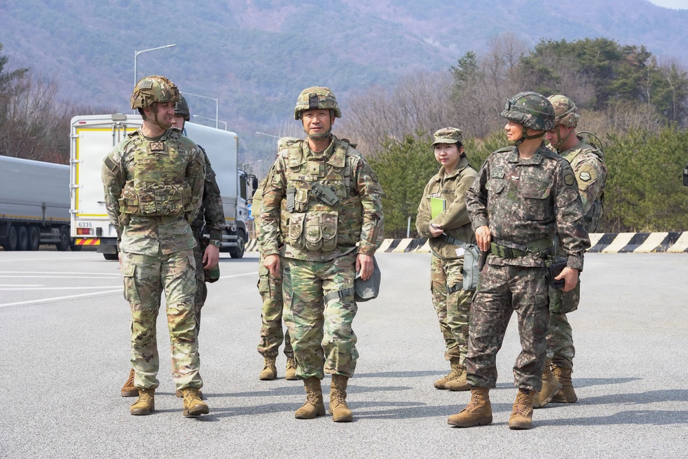 Commanding general observes combined sustainment operations