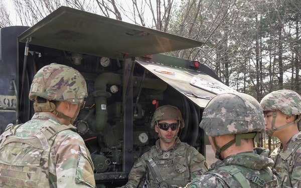 Allied Soldiers exchange sustainment knowledge during Freedom Shield