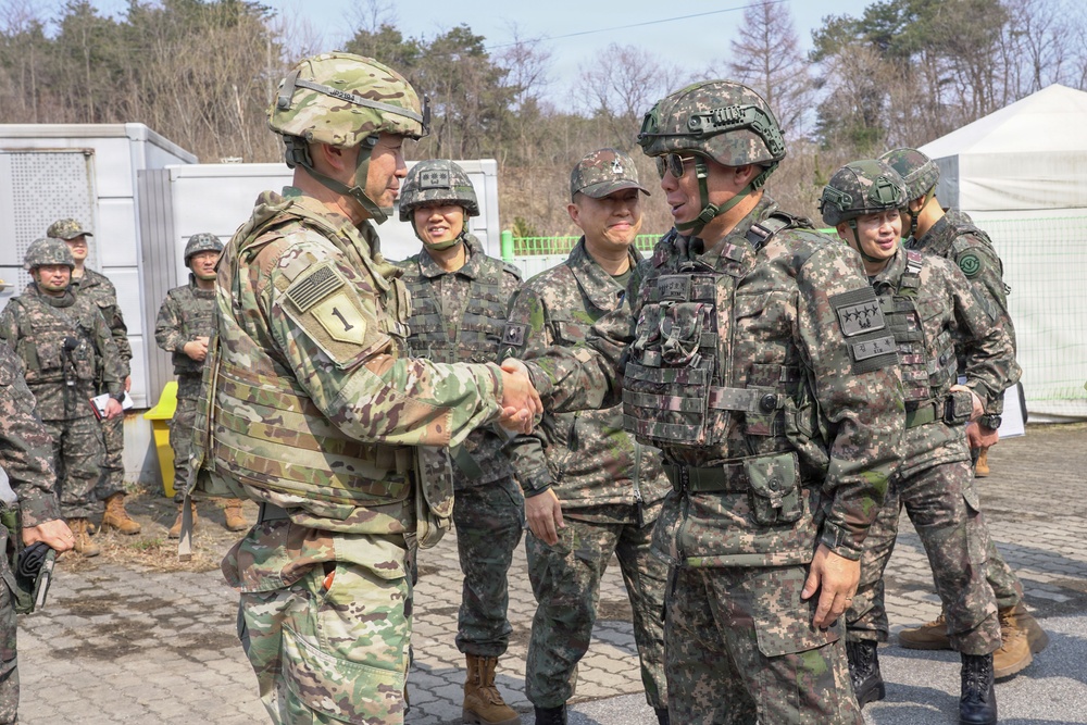 Allied leaders meet during Convoy Support Center visit