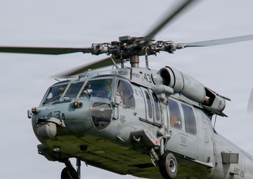 HSC-28 TRAINING FLIGHT