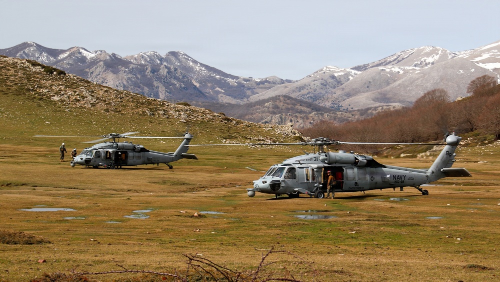 HSC-28 TRAINING FLIGHT