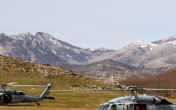 HSC-28 TRAINING FLIGHT