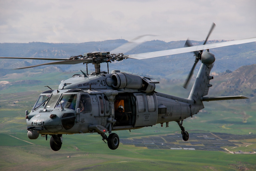 HSC-28 TRAINING FLIGHT