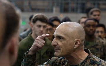 Maj. Gen. Annibale’s final visit to MAG-12