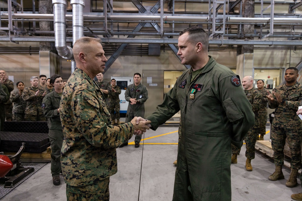 Maj. Gen. Annibale’s final visit to MAG-12