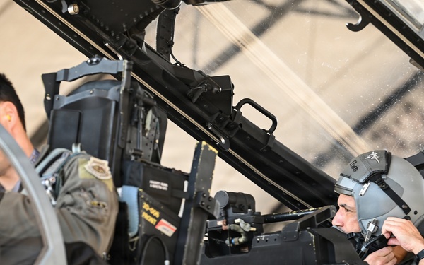 'Indispensable to our success': ACC leadership visits 53d Wing