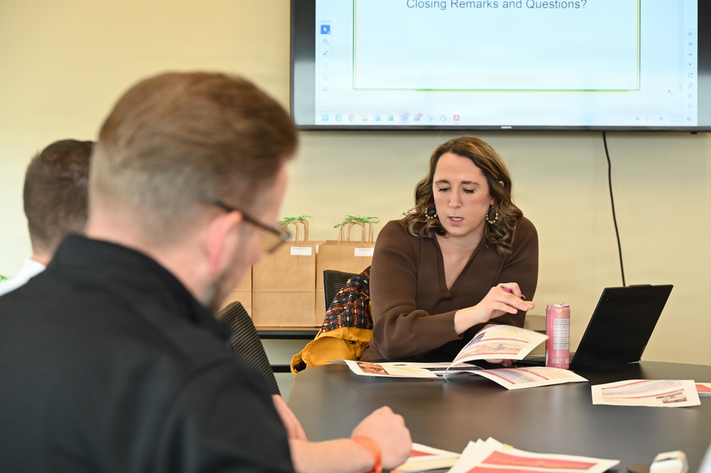 Fort Leavenworth leaders visit Chiefs facility, stadium