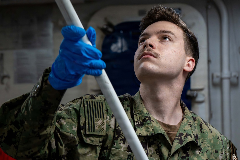 USS Theodore Roosevelt Maintenance and Cleaning