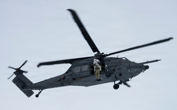 31 FW joins Swedish Rangers for CSAR training in the High North