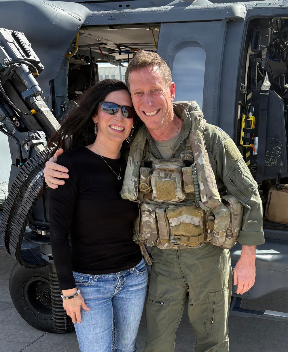 Rescue pilot concludes 36 years of service with record 6,000 HH-60 flight hours