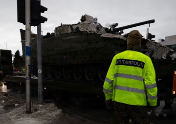 CORE 26| Norwegian, U.S. Marine Reserve Forces Partner to Secure Arctic Convoy Route