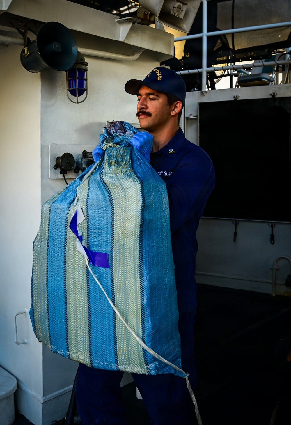 Coast Guard offloads 183 pounds of illicit drugs in international waters