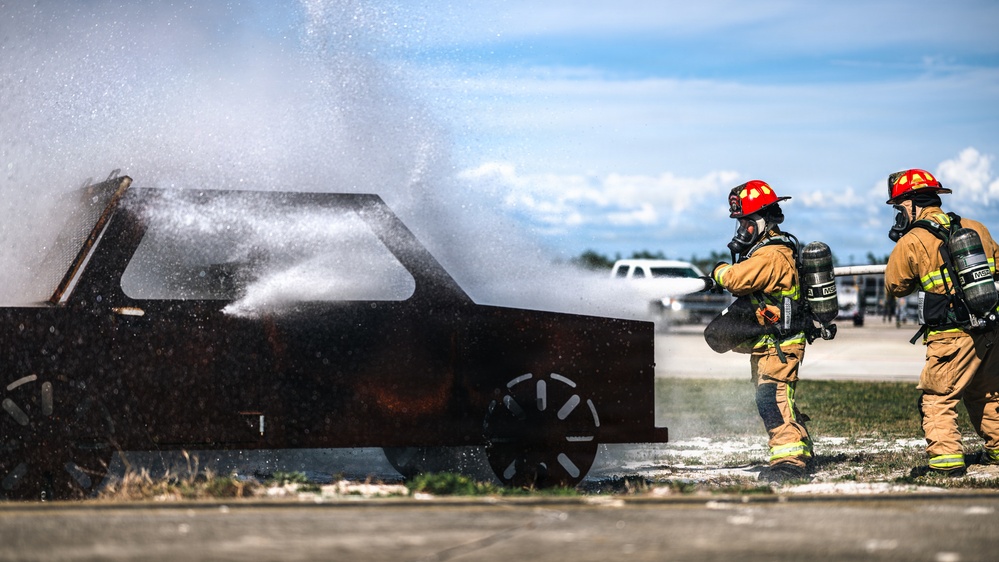 325th CES respond to simulated vehicle fire during Noble Panther 26-4
