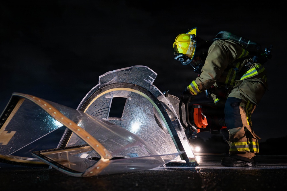 BM26: Firefighters respond to simulated aircraft emergency