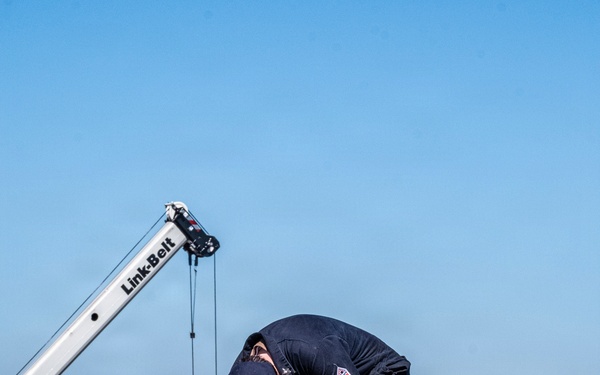 Nimitz Sailor Performs Preservation