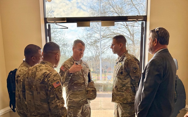 Army senior leaders visit Red River, assess depot’s role in modernization push